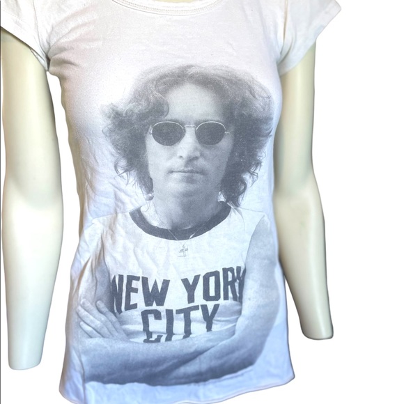 John Lennon Graphic Tee Trunk Ltd- Size Small - Picture 3 of 11